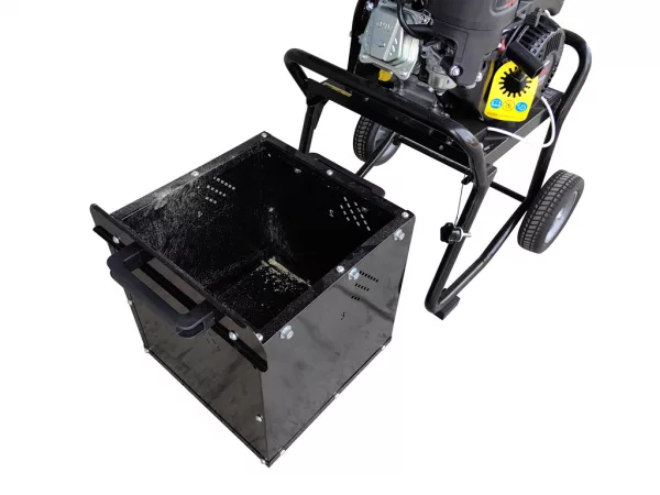 Victory GTS-700-compact Houtversnipperaar, Houthakselaar met Briggs&Stratton Motor